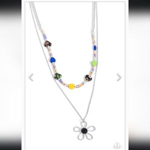 Traditionally Trendy Black Necklace